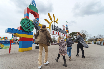 Entree LEGOLAND Billund. Foto: Jesper Grønnemark - VisitDenmark